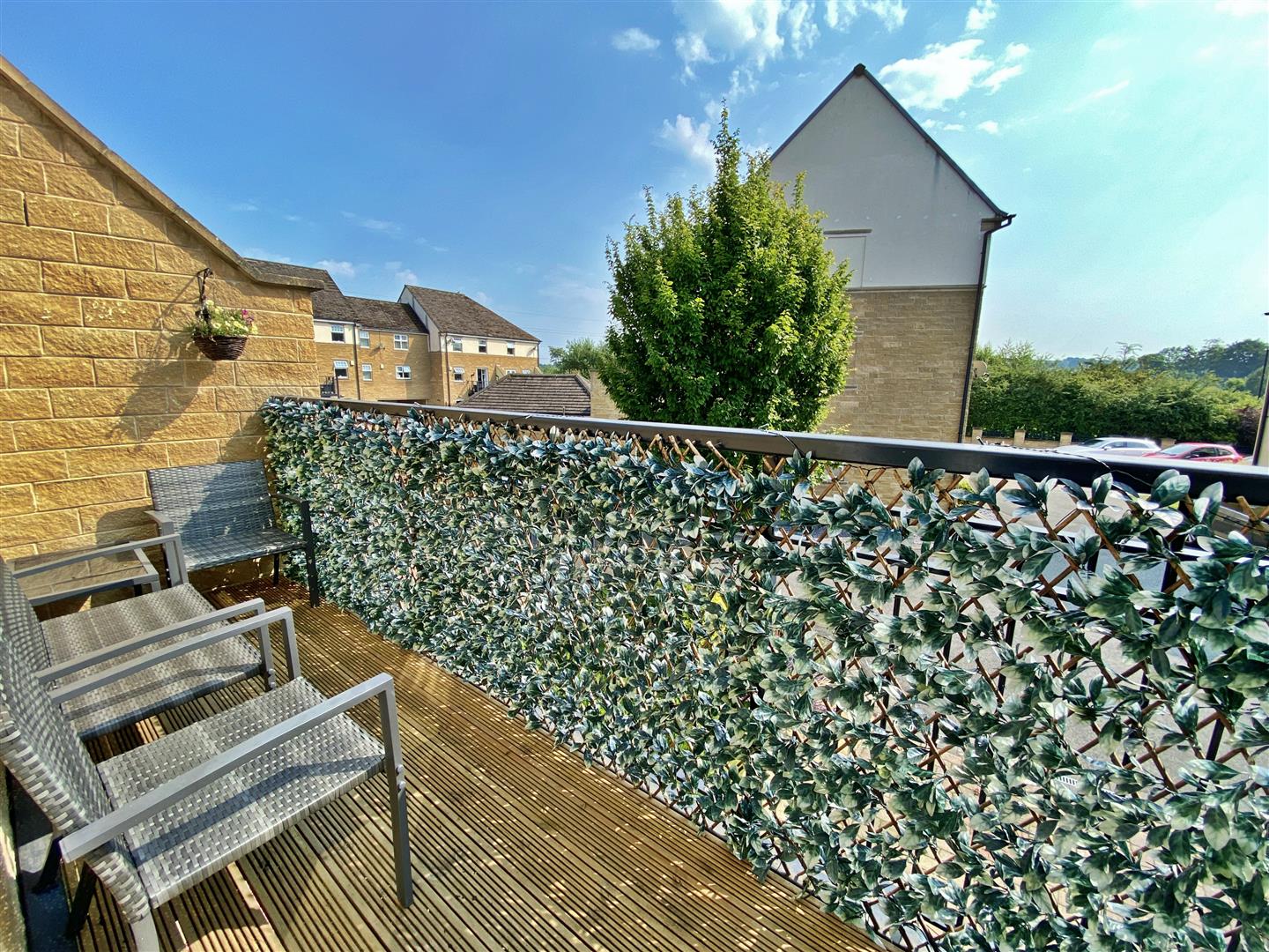 » Newby Close, Ilkley, LS29 6QT
